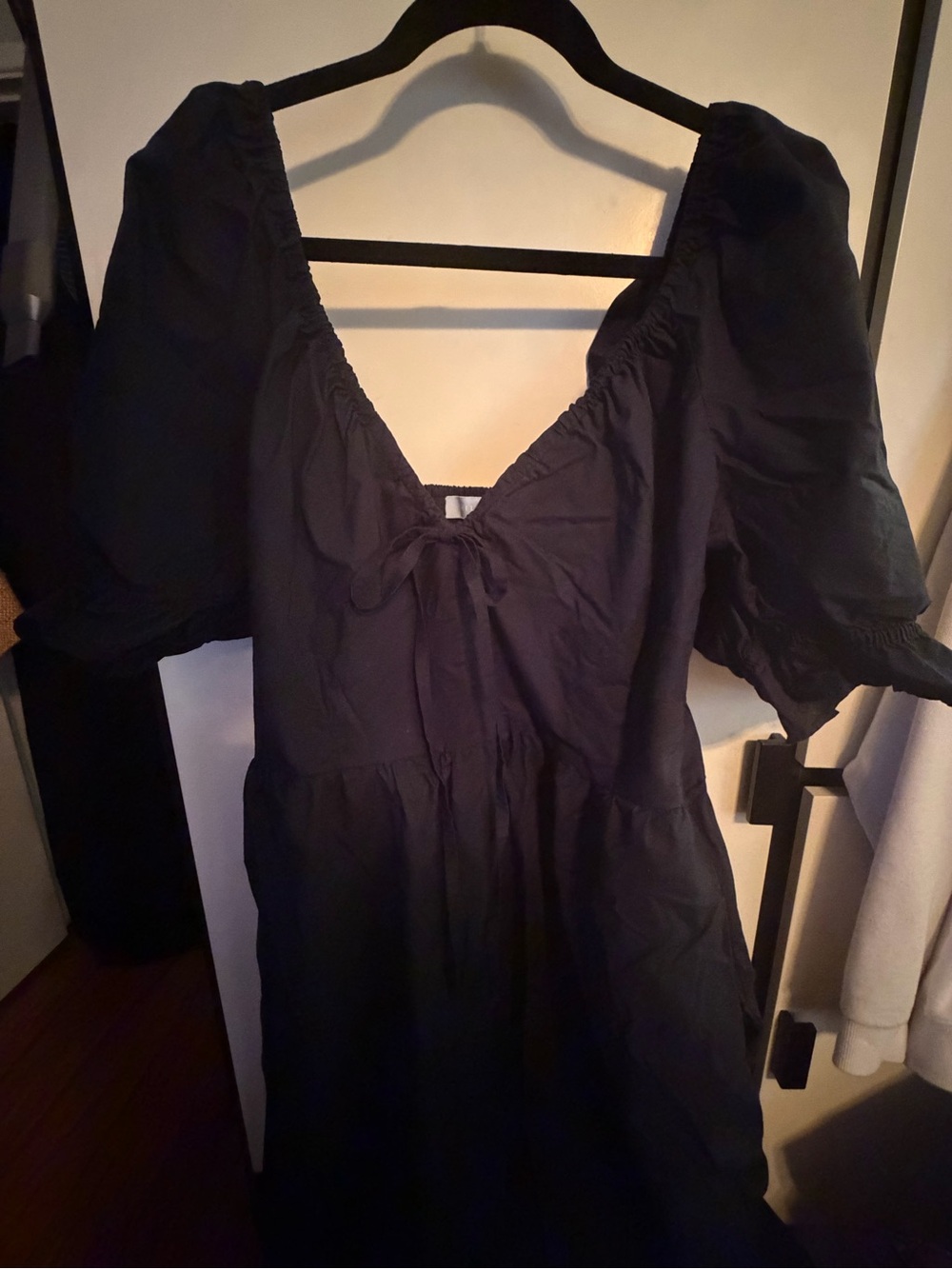 Hill House Navy Puff-Sleeve Midi Dress